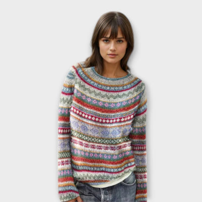 Joanne - Casual & Cozy Striped Sweater