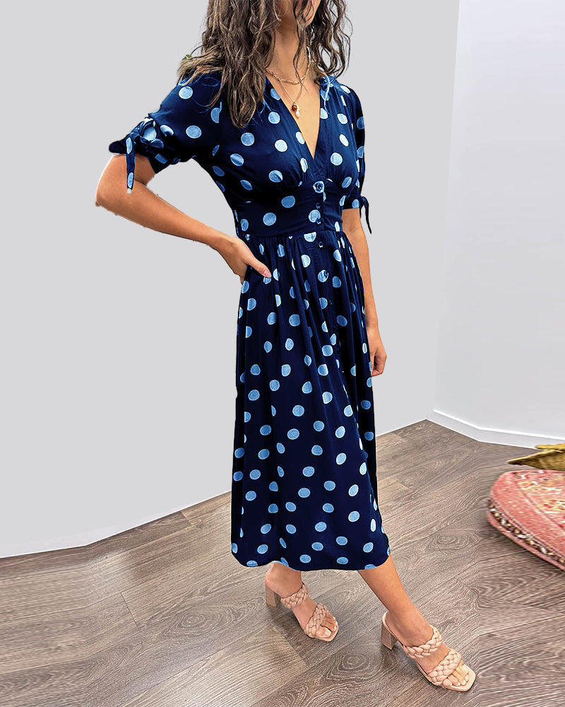 Rose - Polka dot dress with sweetheart neckline