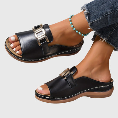 Gracie - Comfy Buckle Sandals