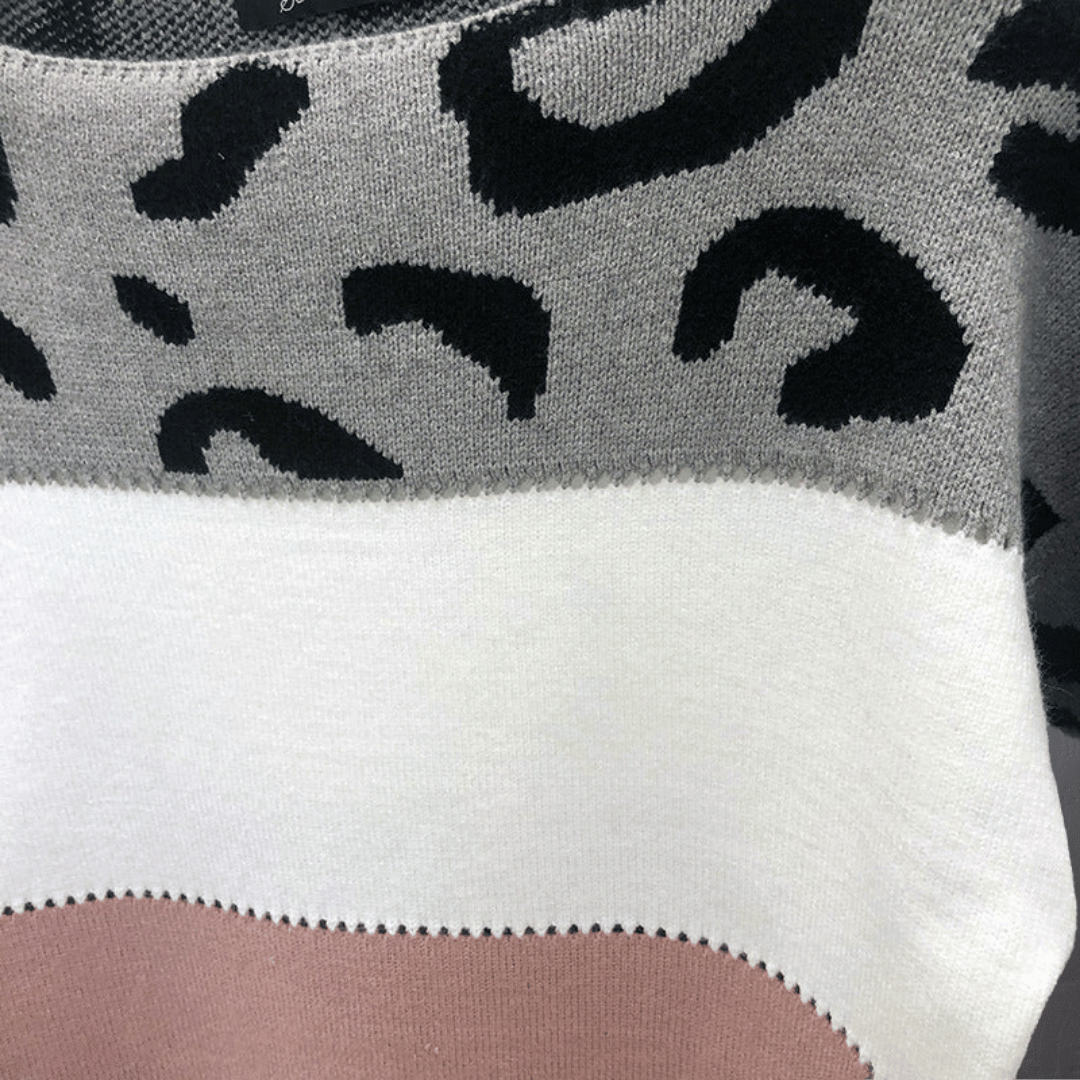 Brittany - Elegant Leopard Sweater