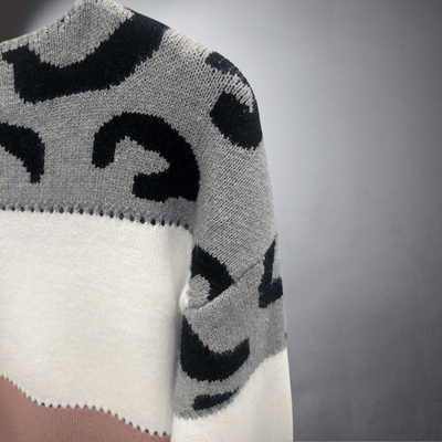 Brittany - Elegant Leopard Sweater