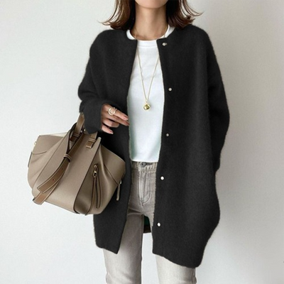Gigi - Refined Layering Cardigan