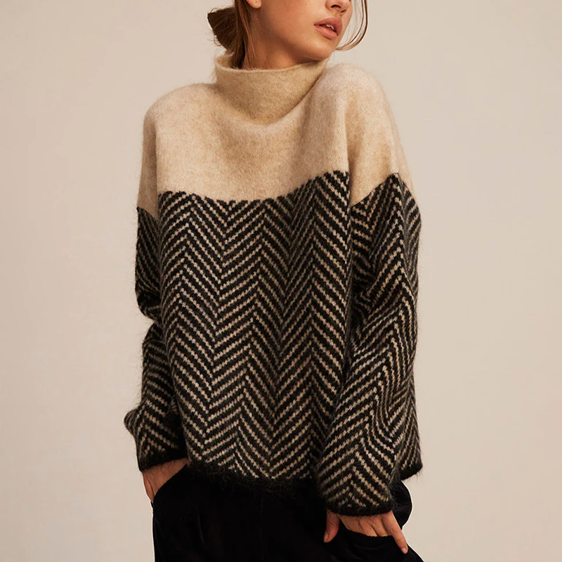 Noela - Turtleneck Sweater